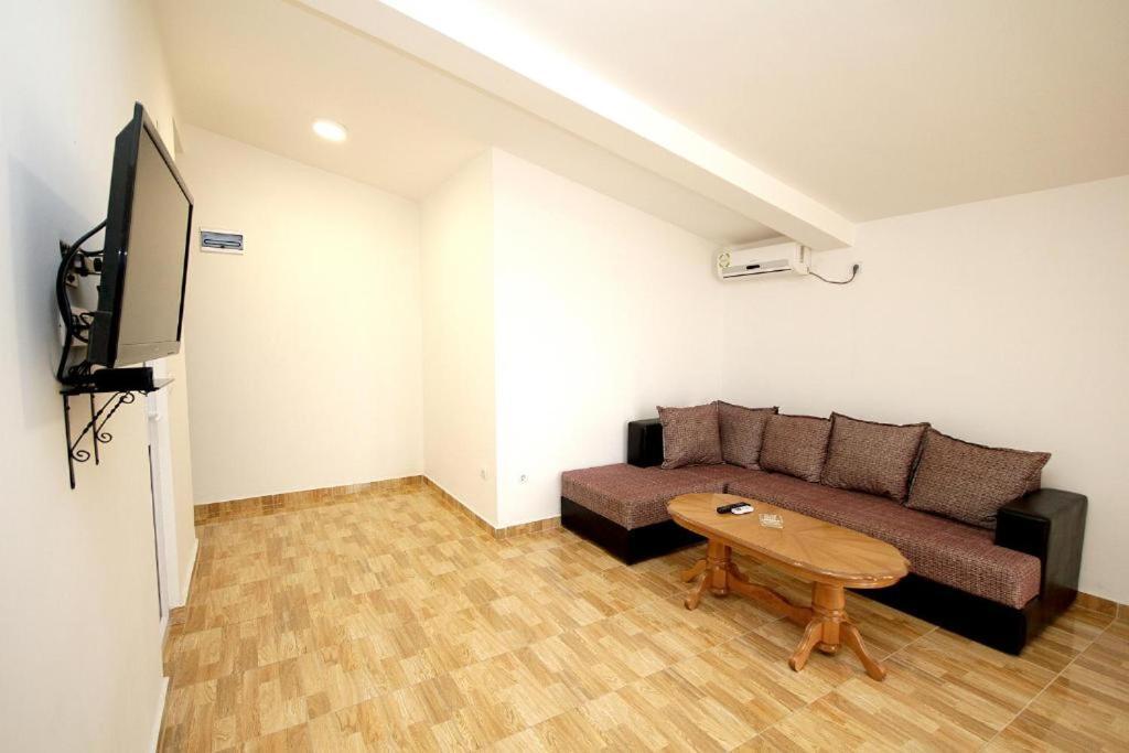 Apartments Sosic ストモレ エクステリア 写真